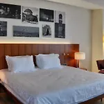 Crowne Plaza By Ihg Hotel