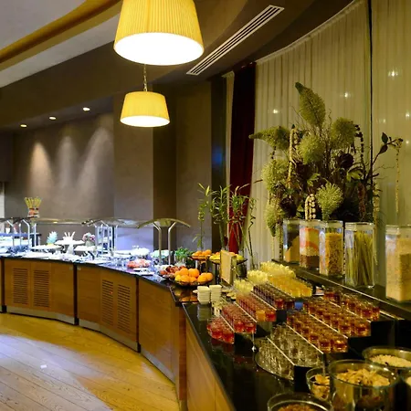 Hotel Crowne Plaza By Ihg 5*