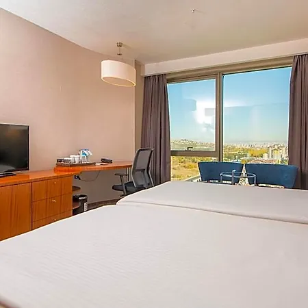 Crowne Plaza By Ihg Hotel 5*