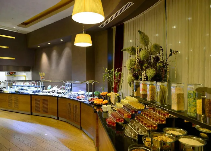 Hotel Crowne Plaza By Ihg 5*