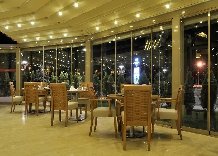 Hotel Crowne Plaza By Ihg 5*